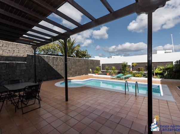 Villa Oasis Плайя-Бланка Екстер'єр фото
