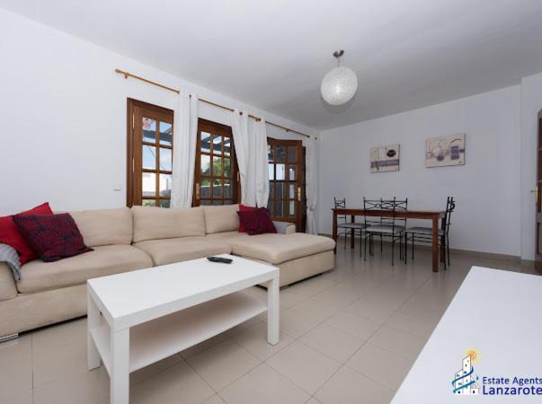 Villa Oasis Плайя-Бланка Екстер'єр фото