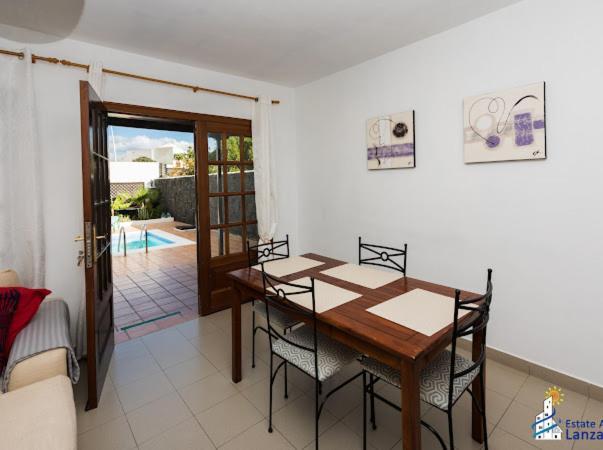 Villa Oasis Плайя-Бланка Екстер'єр фото
